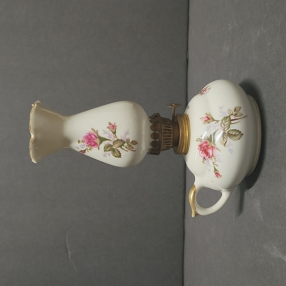 Vintage Norcrest oil lamp - Picture 3 of 5